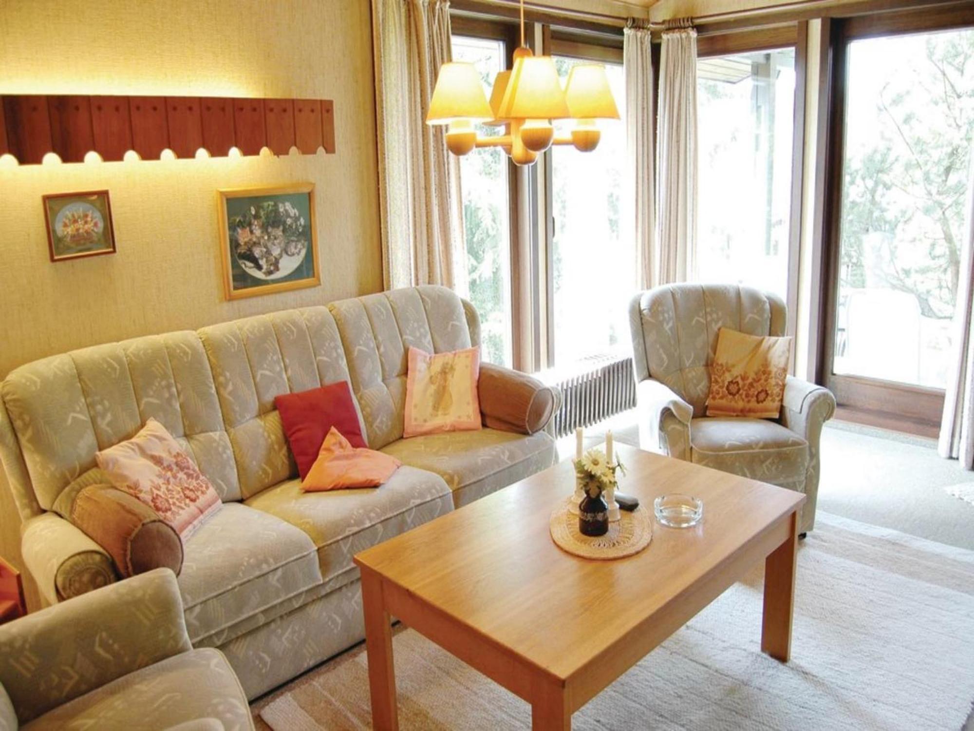 Furnished Bungalow With Peaceful Neighbourhood Мешеде Екстериор снимка